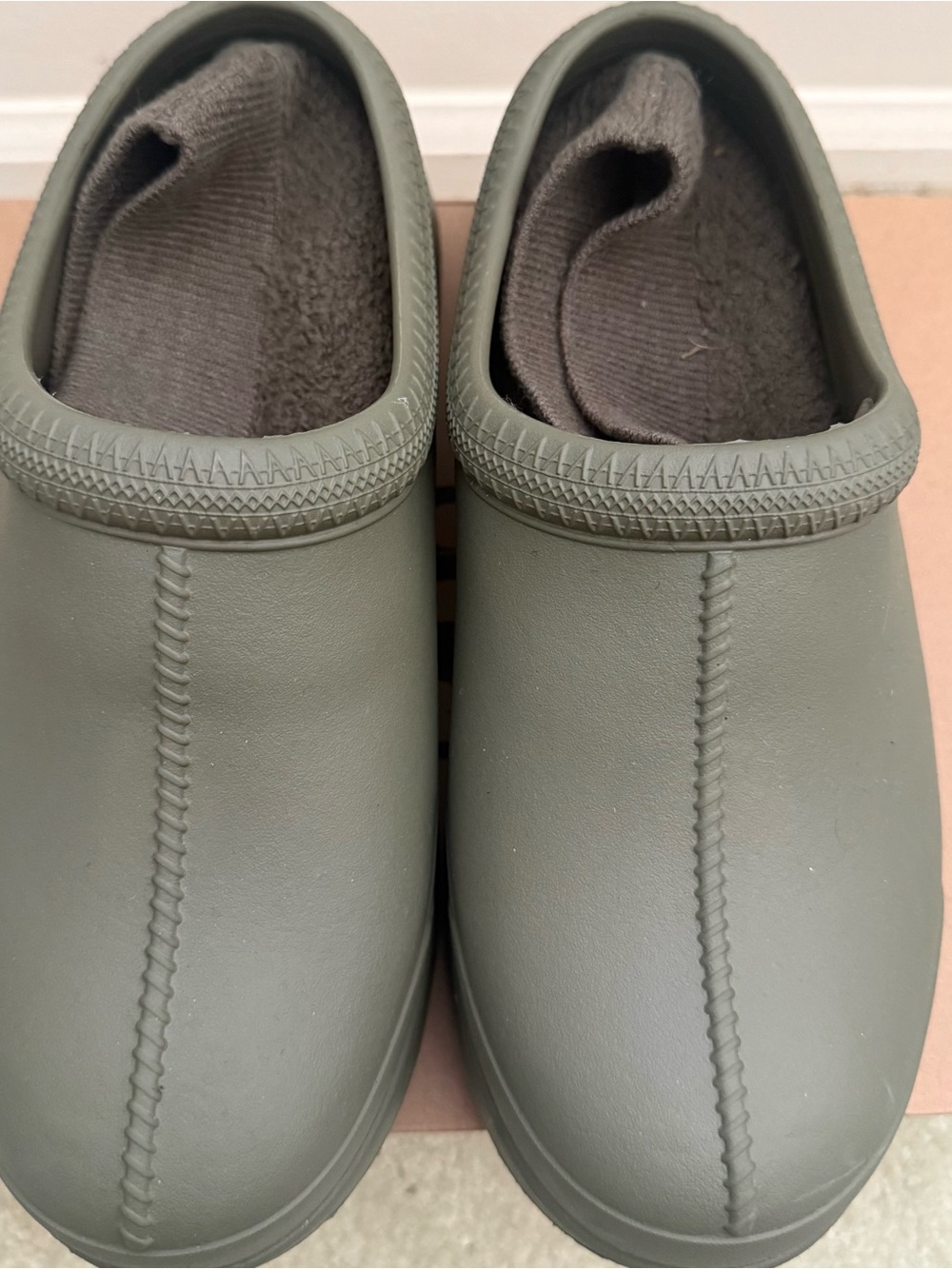 UGG Tasman X Burnt Olive Green Clogs Women’s Size 10 With Box